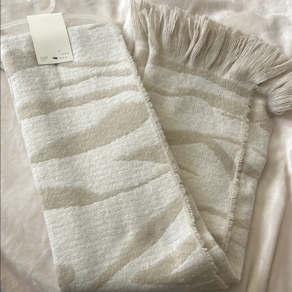 Cream and White Fringed Blanket Scarf